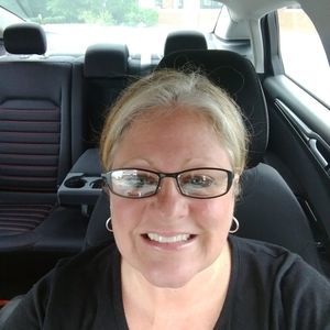 Meet your Posher, Stacy